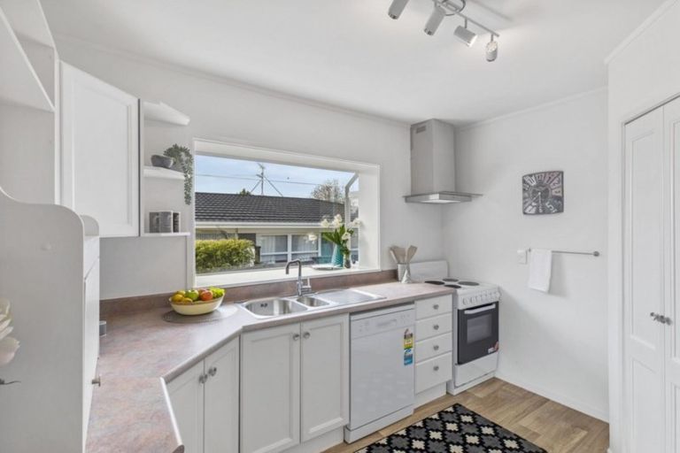 Photo of property in 1/14 Taonui Street, Rosehill, Papakura, 2113