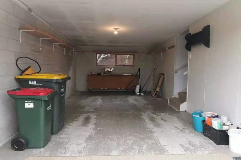 Photo of property in 2/6 Philson Terrace, Browns Bay, Auckland, 0630