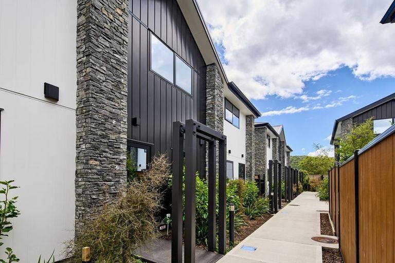 Photo of property in 7/5 Milne Crescent, Taita, Lower Hutt, 5011