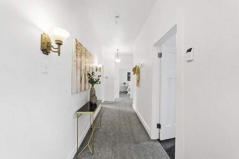 Photo of property in 284 Karori Road, Karori, Wellington, 6012