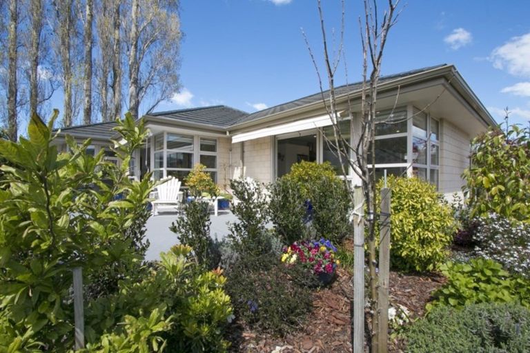 Photo of property in 18 Noble Johnston Drive, Katikati, 3129