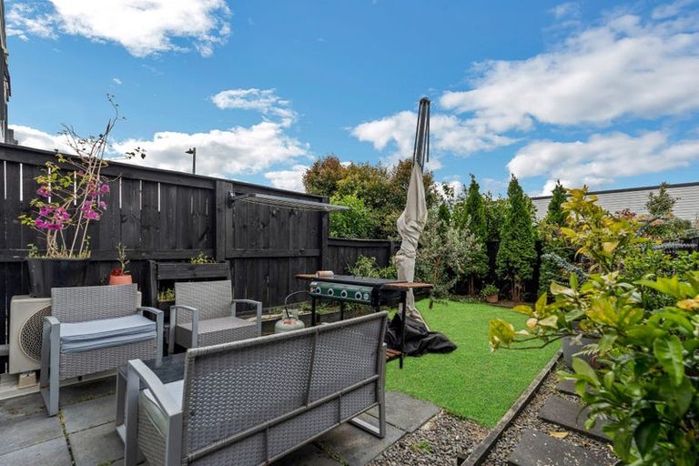 Photo of property in 105 Te Aparangi Road, Papakura, 2110