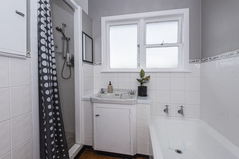 Photo of property in 70 Station Road, Te Kamo, Whangarei, 0112