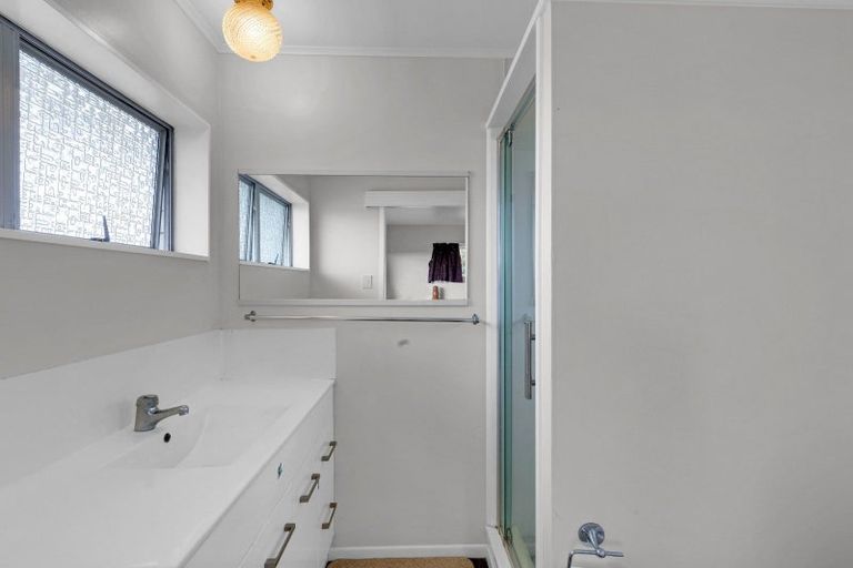 Photo of property in 40 Russleigh Drive, Dinsdale, Hamilton, 3204