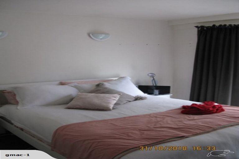 Photo of property in 1/129 Grafton Road, Grafton, Auckland, 1010