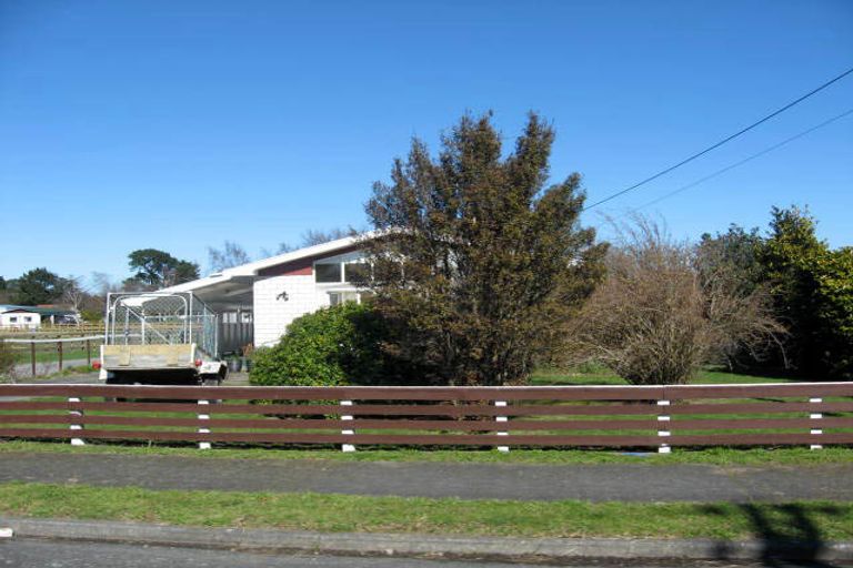 Photo of property in 38 Richmond Road, Carterton, 5713