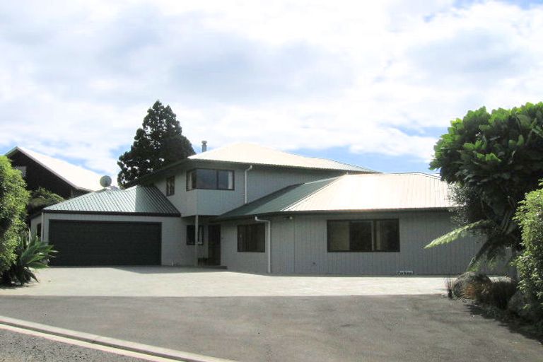 Photo of property in 4 Jackson Place, Hahei, Whitianga, 3591