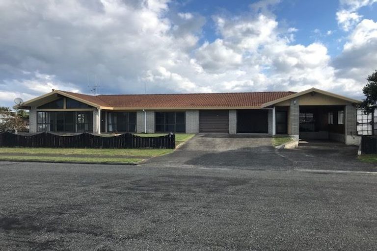 Photo of property in 19 Gobray Crescent, Mount Maunganui, 3116