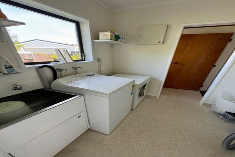 Photo of property in 172 Dickson Road, Papamoa Beach, Papamoa, 3118