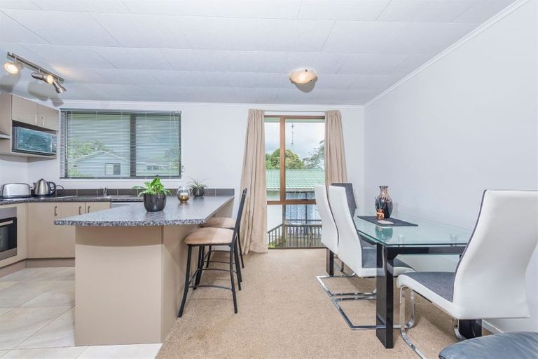 Photo of property in 3/23 Rehia Road, Massey, Auckland, 0614