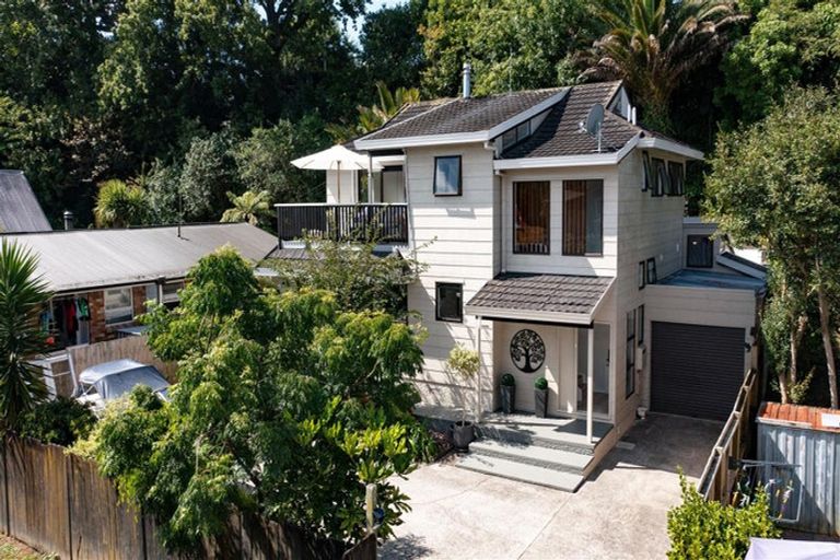 Photo of property in 8 Opoia Road, Hamilton East, Hamilton, 3216