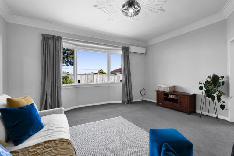 Photo of property in 104b Centennial Avenue, Waitara, 4320