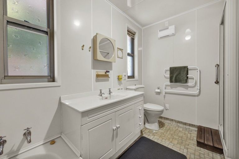 Photo of property in 7 Rewa Street, Inglewood, 4330