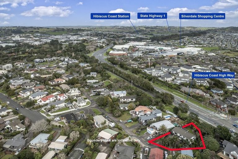 Photo of property in 61 John Dee Crescent, Red Beach, 0932