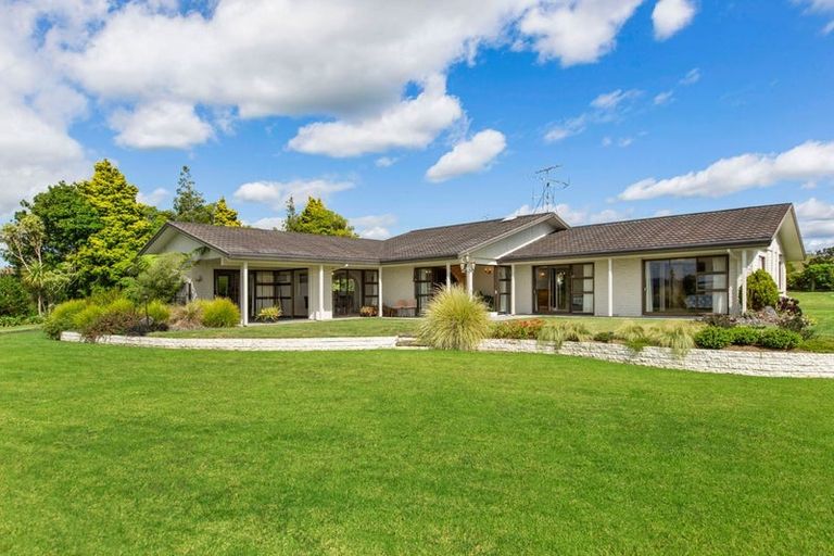 Photo of property in 76 Hillside Heights Road, Huntly, 3771