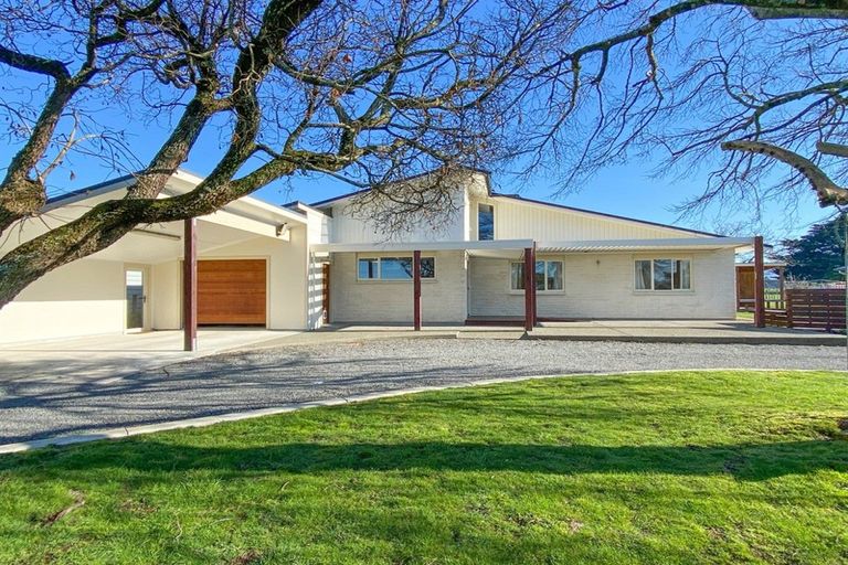 Photo of property in 3341 State Highway 2, Clareville, Carterton, 5713