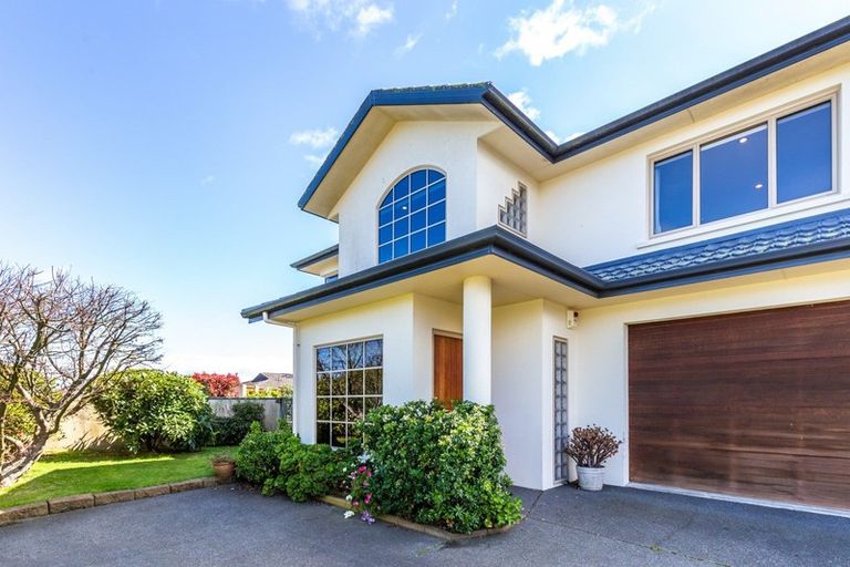 Photo of property in 2/31 Kurupae Road, Hilltop, Taupo, 3330