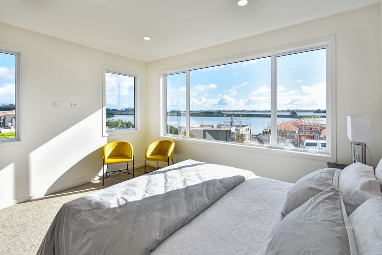 Photo of property in 16 Milano Boulevard, Karaka, Papakura, 2113