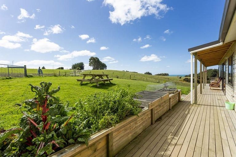 Photo of property in 163 Akatore Road, Taieri Beach, Brighton, 9091
