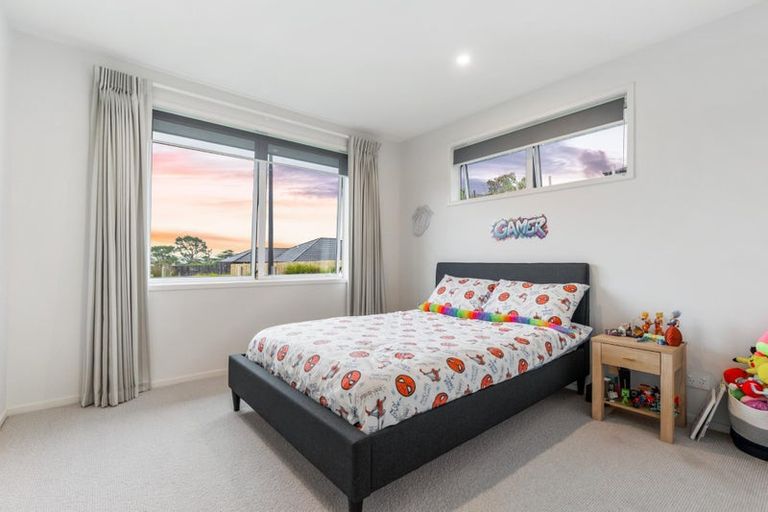 Photo of property in 36 Accolage Boulevard, Kumeu, 0810