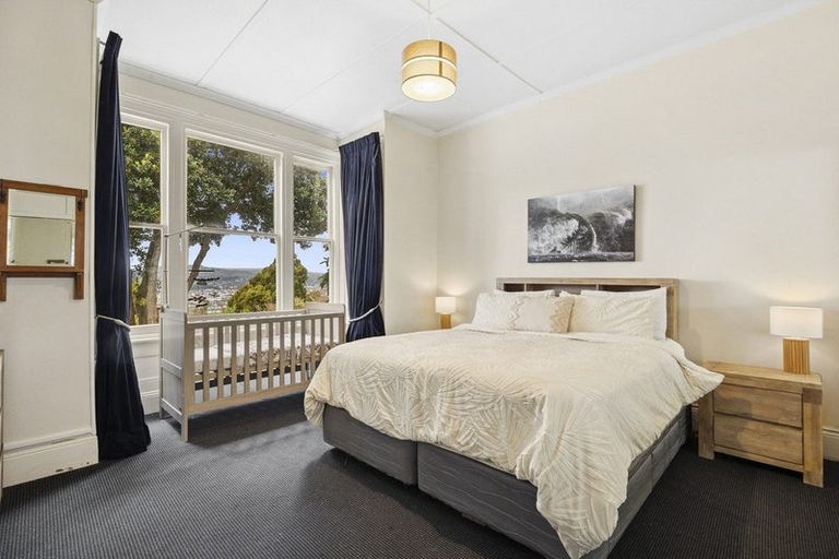 Photo of property in 19 Middleton Road, Kew, Dunedin, 9012