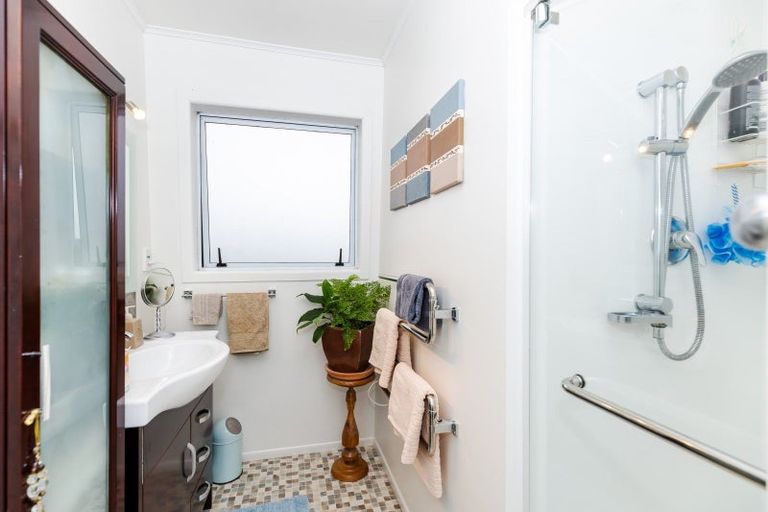 Photo of property in 220 Daphne Street, Te Awamutu, 3800