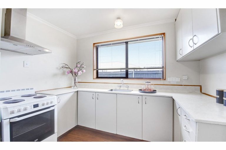 Photo of property in 2/5 Pegasus Avenue, North New Brighton, Christchurch, 8083