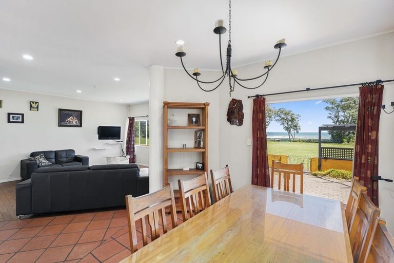 Photo of property in 22 Fox Street, Opunake, 4616