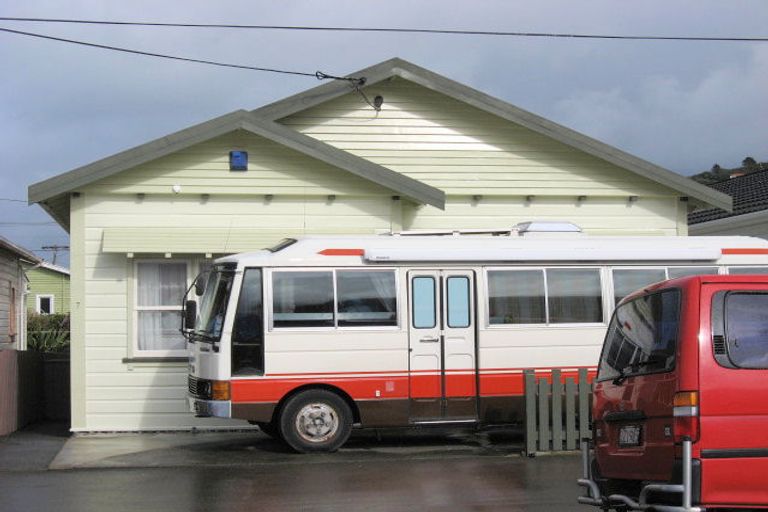 Photo of property in 7 Cruickshank Street, Kilbirnie, Wellington, 6022