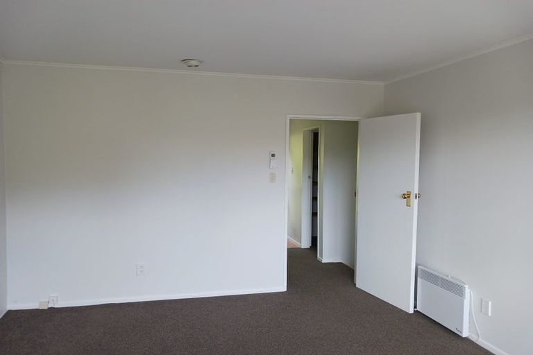 Photo of property in 15b Dormar Place, Churton Park, Wellington, 6037