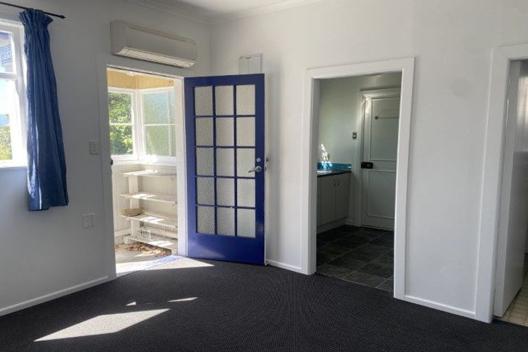 Photo of property in 69 Duncan Terrace, Kilbirnie, Wellington, 6022