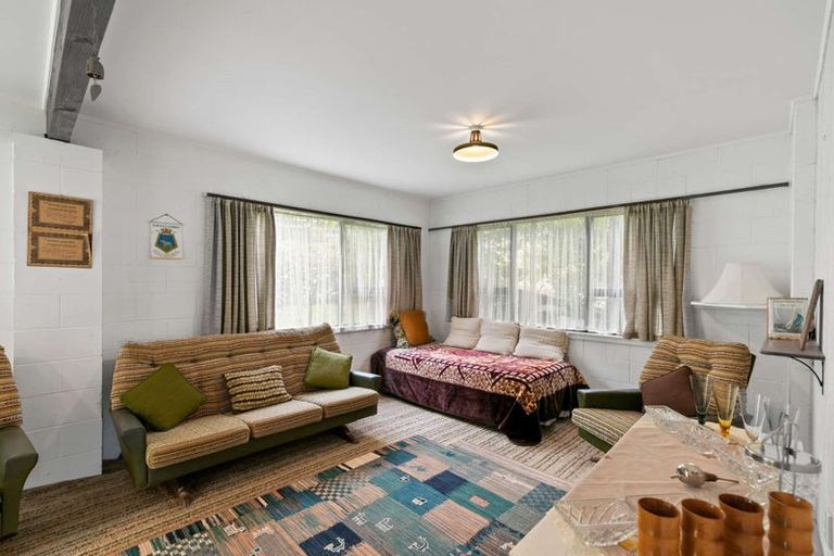 Photo of property in 2/16 Litten Road, Cockle Bay, Auckland, 2014