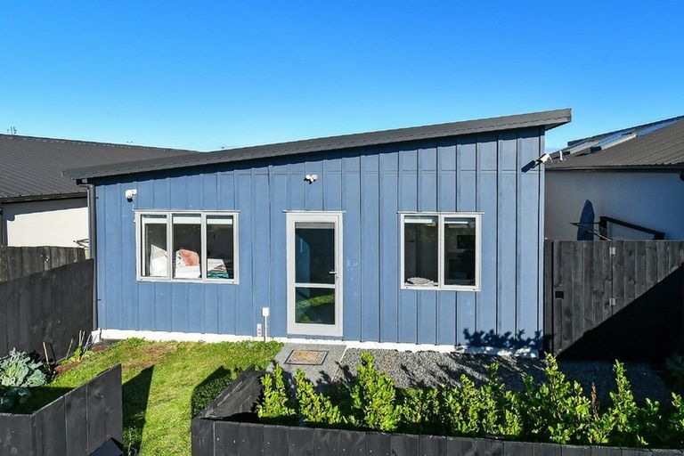 Photo of property in 54 Liberation Road, Papakura, 2110
