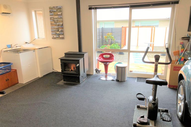 Photo of property in 51 Silver Springs Boulevard, Mosgiel, 9024