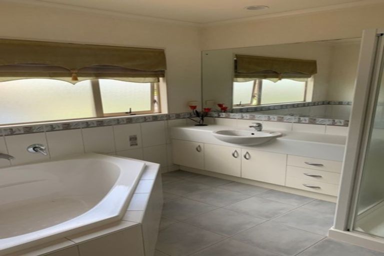 Photo of property in 24 Banville Road, East Tamaki, Auckland, 2016