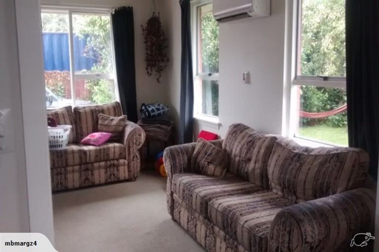 Photo of property in 2/294a Westminster Street, Mairehau, Christchurch, 8013