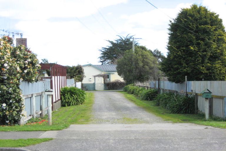 Photo of property in 37 Hammond Street, Bulls, 4818