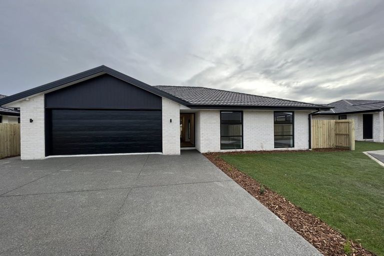 Photo of property in 10 Ned Place, Halswell, Christchurch, 8025