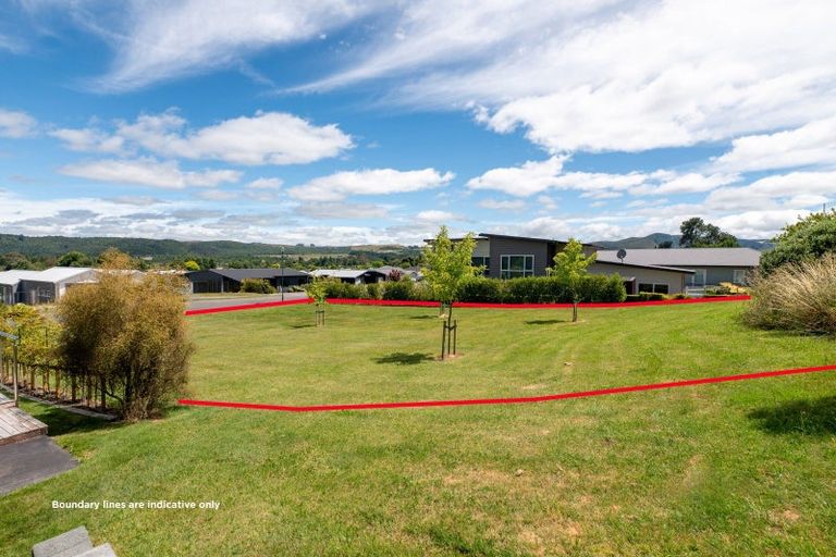 Photo of property in 8 Kestrel Lane, Kinloch, Taupo, 3377