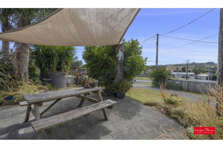 Photo of property in 3 View Road, Hikurangi, 0114
