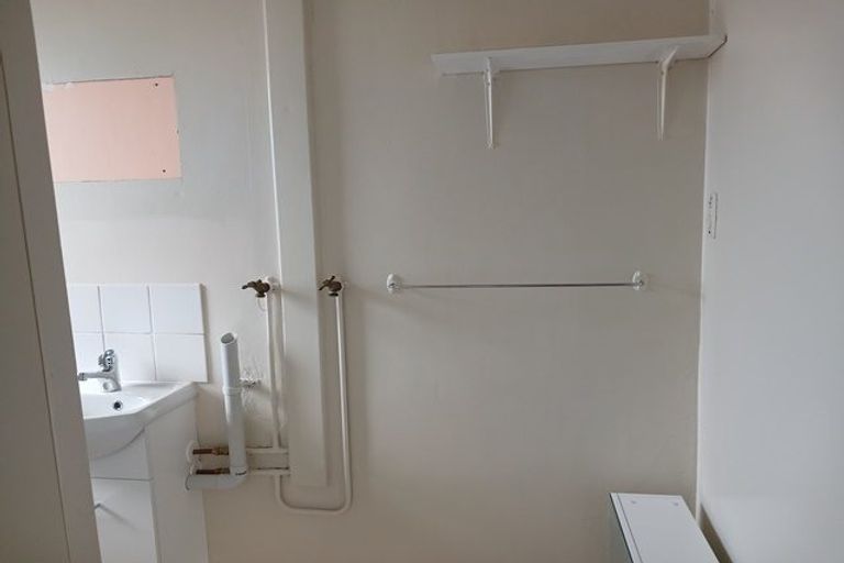 Photo of property in 24-26 Freyberg Street, Roslyn, Palmerston North, 4414