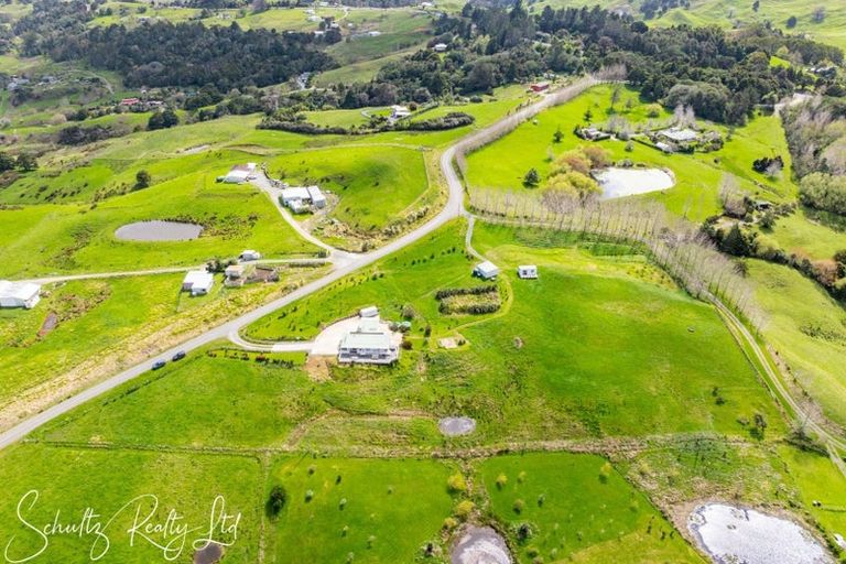 Photo of property in 67 Te Pahi River Drive, Paparoa, 0583