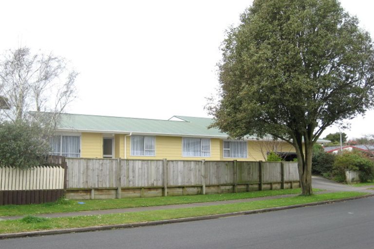 Photo of property in 10 Gardenia Avenue, Bell Block, New Plymouth, 4312