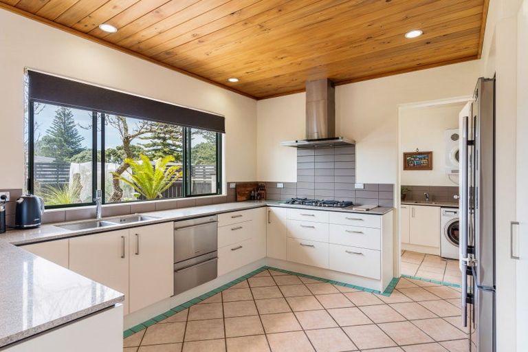 Photo of property in 108a Beverley Terrace, Whangamata, 3620
