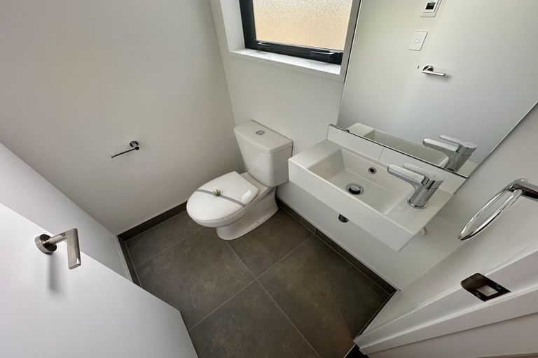 Photo of property in 6c Jern Place, Eastern Beach, Auckland, 2012