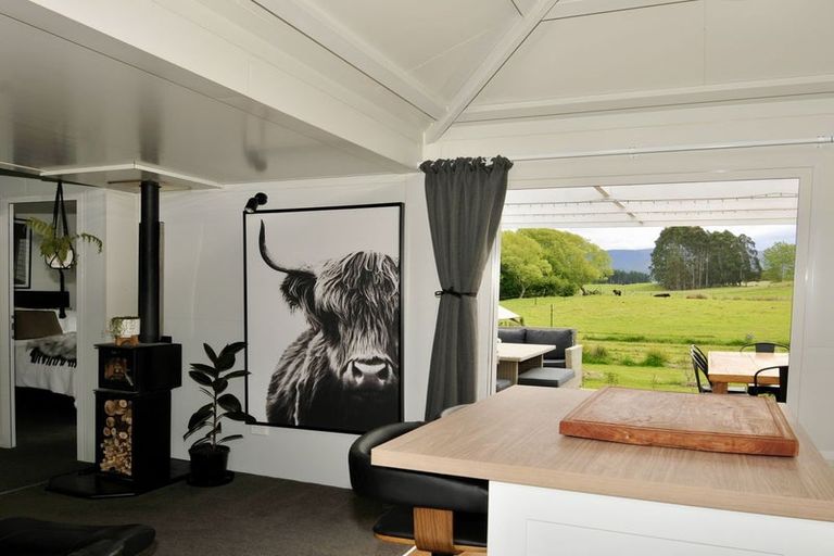 Photo of property in 88 Maytown Road, Waimate, 7978