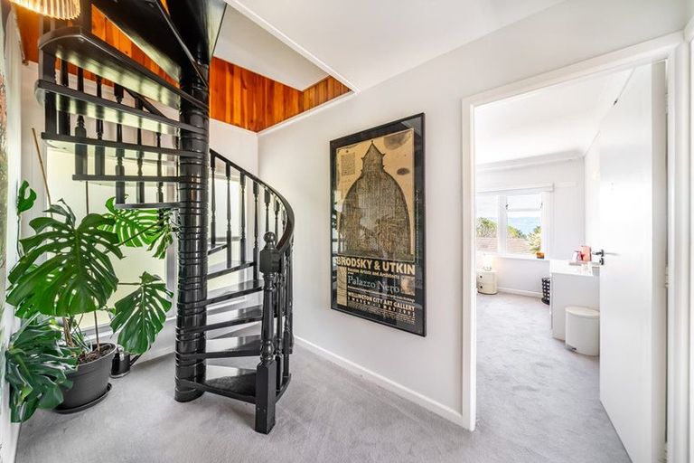 Photo of property in 12 Cheviot Road, Lowry Bay, Lower Hutt, 5013