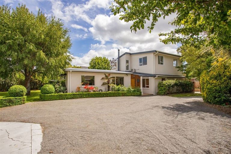 Photo of property in 7 Sawtell Place, Northcote, Christchurch, 8052