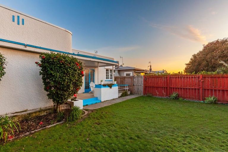 Photo of property in 1/165 Kennedy Road, Marewa, Napier, 4110