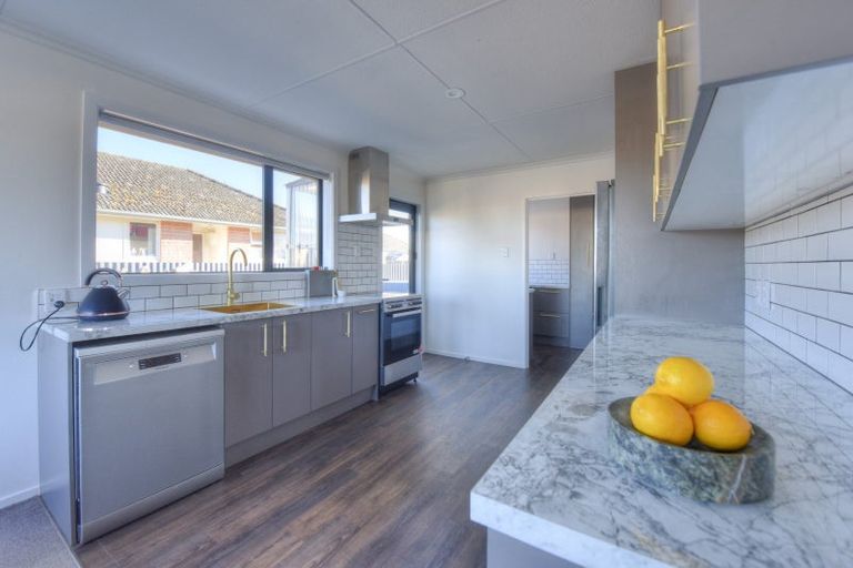 Photo of property in 19 Charlton Road, Gore, 9710